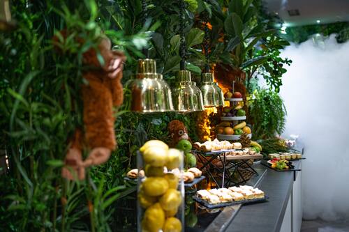 Tägliches inbegriffenes Frühstücksbuffet