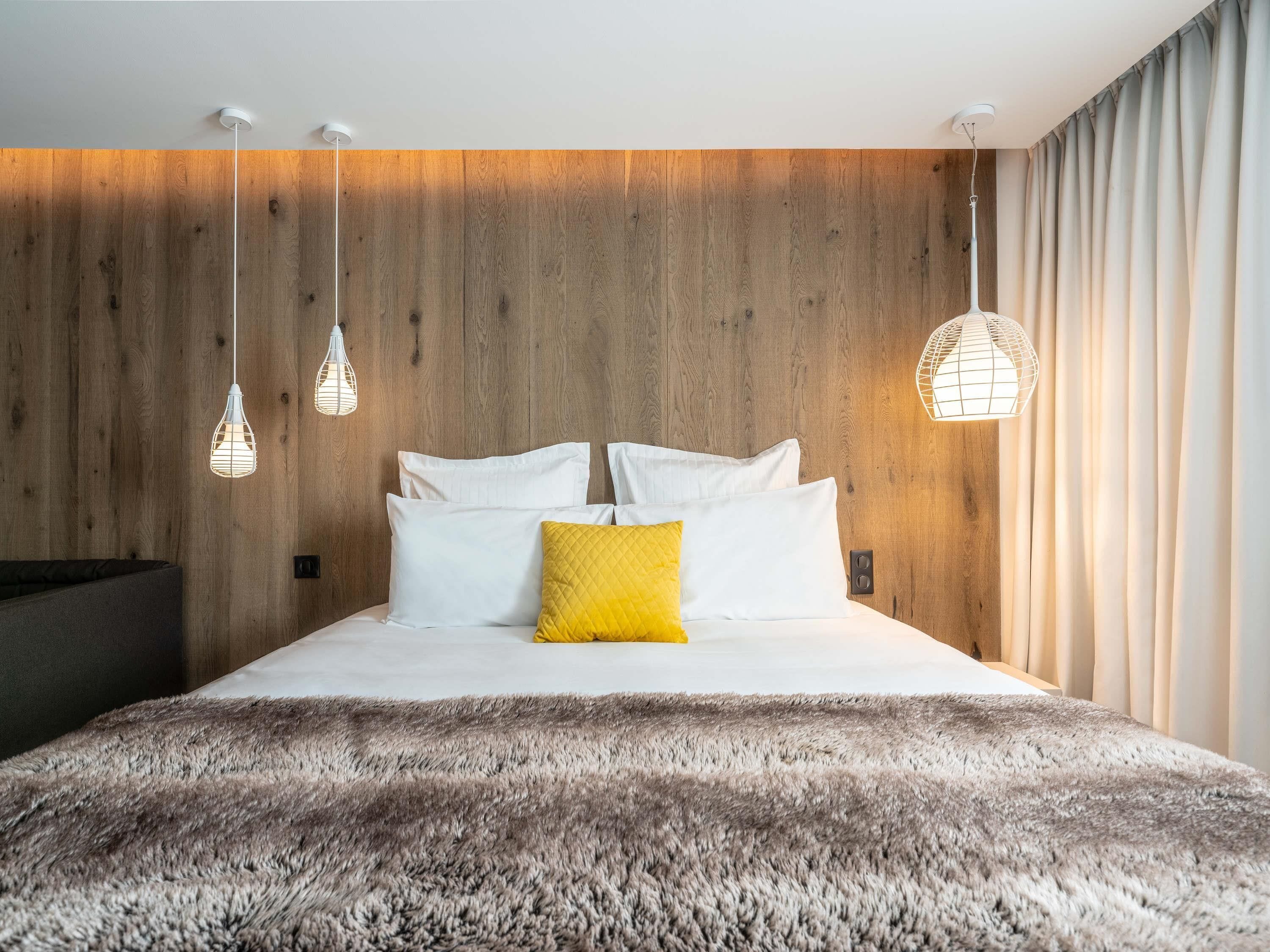 Habitación clásica, 1 cama matrimonial | Ropa de cama de alta calidad y minibar 