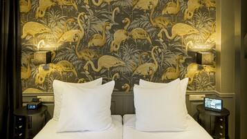 Triple Room, 3 Twin Beds | Pillowtop beds, minibar, in-room safe, individually decorated