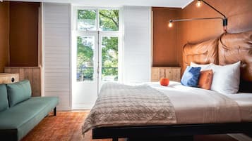 Loft | Luxe beddengoed, een kluis op de kamer, een strijkplank/strijkijzer