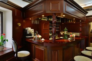 Bar (en el alojamiento)