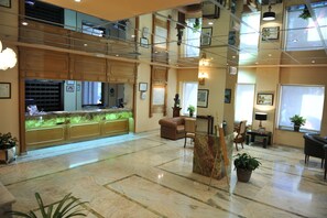 Lobby - Hotel Santa Cecilia (Ciudad Real)