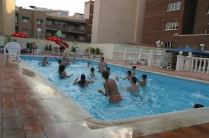 Piscine extérieure (ouverte en saison)