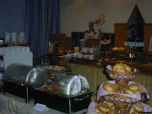 Daily buffet breakfast for a fee - Aragia (Klagenfurt am Woerthersee)