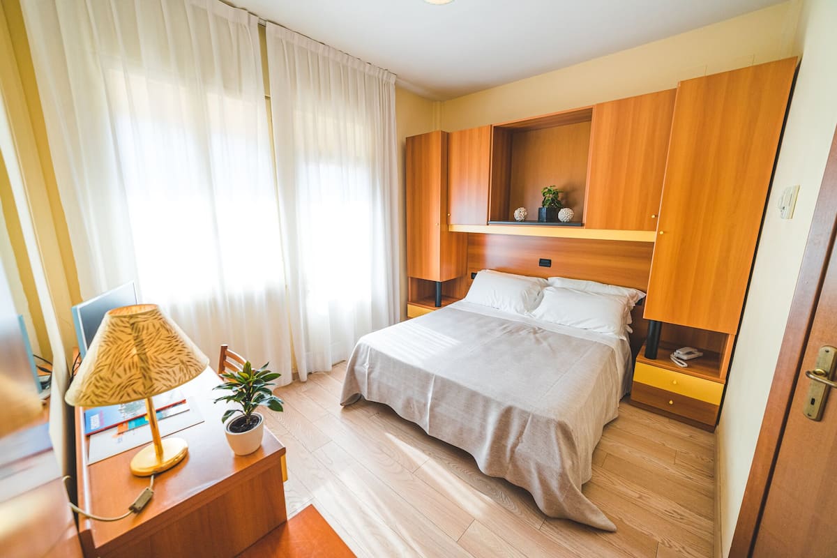 in-room safe, desk, blackout curtains, soundproofing