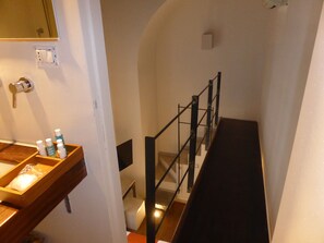 Deluxe Room, 1 Queen Bed