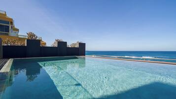 Piscina all'aperto
