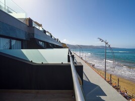 Superior Room, Sea View | Minibar, desk, laptop workspace, free WiFi