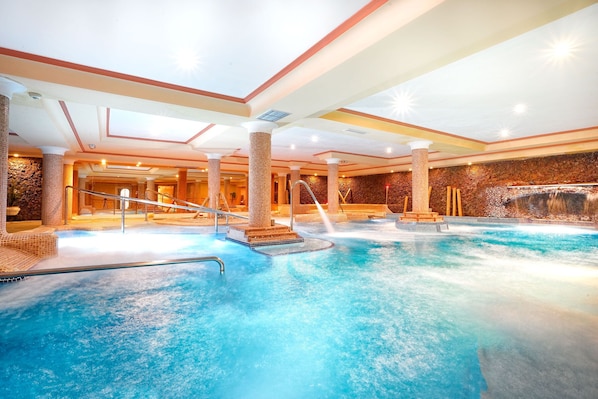 Salle de soins pour les couples, sauna, bain de vapeur, bain turc/hammam