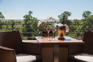 Dubbelrum - terrass (Privilege) | Rumsbekvämlighet