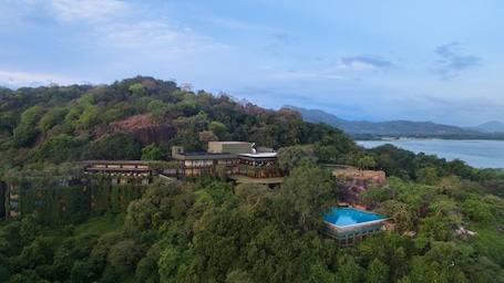 Außenbereich. Heritance Kandalama