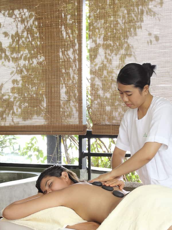 Sauna, body treatments, aromatherapy, body scrubs, facials