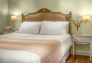 Premium bedding, down duvets, in-room safe, individually decorated - 248 Finisterra Hotel Boutique Argentino (Buenos Aires)