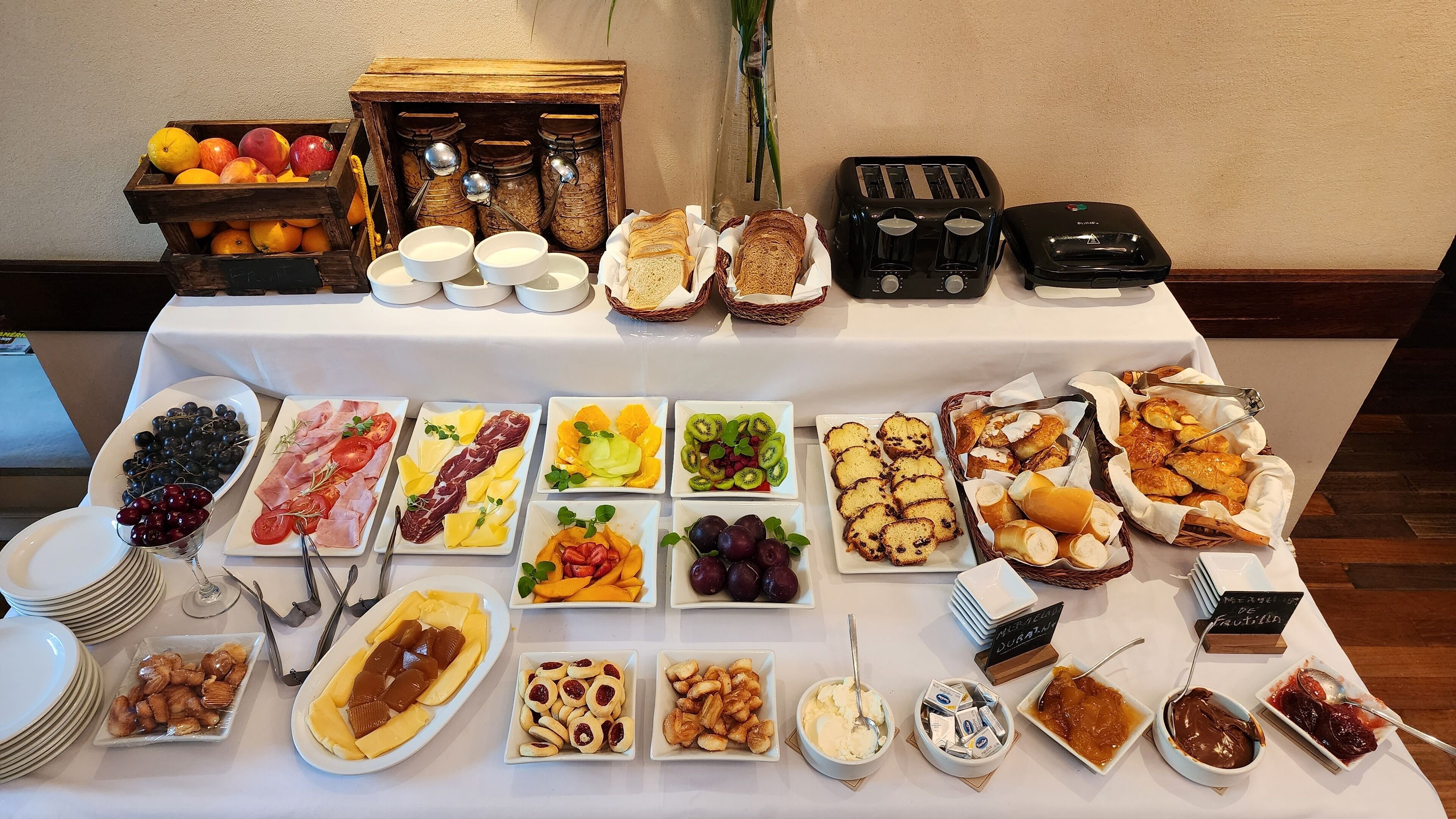 daily buffet breakfast (usd 20 per person)
