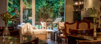 248 Finisterra Hotel Boutique Argentino