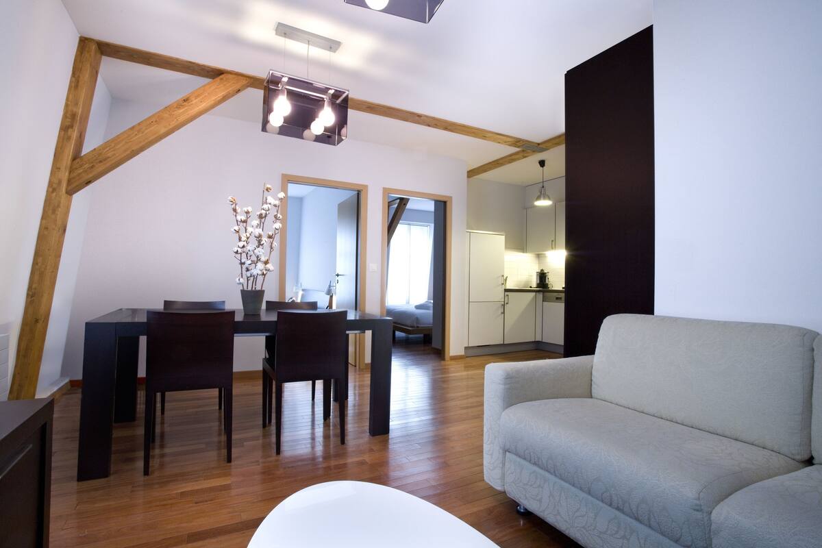 Executive Suite, 2 Bedrooms | Private kitchen | Coffee/tea maker, electric kettle