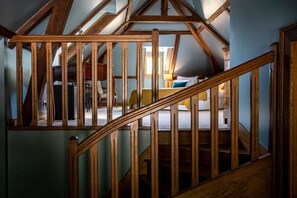 Suite | Bureau, lits pliants/supplémentaires, Wi-Fi gratuit, draps fournis