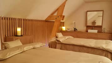 Salas de tratamiento para parejas, sauna y tina de hidromasaje