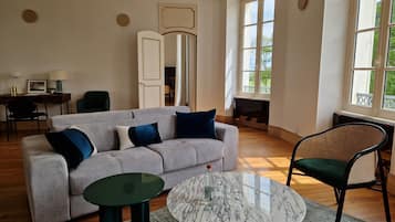 Familie suite | Een bureau, extra bedden (toeslag), gratis wifi, beddengoed