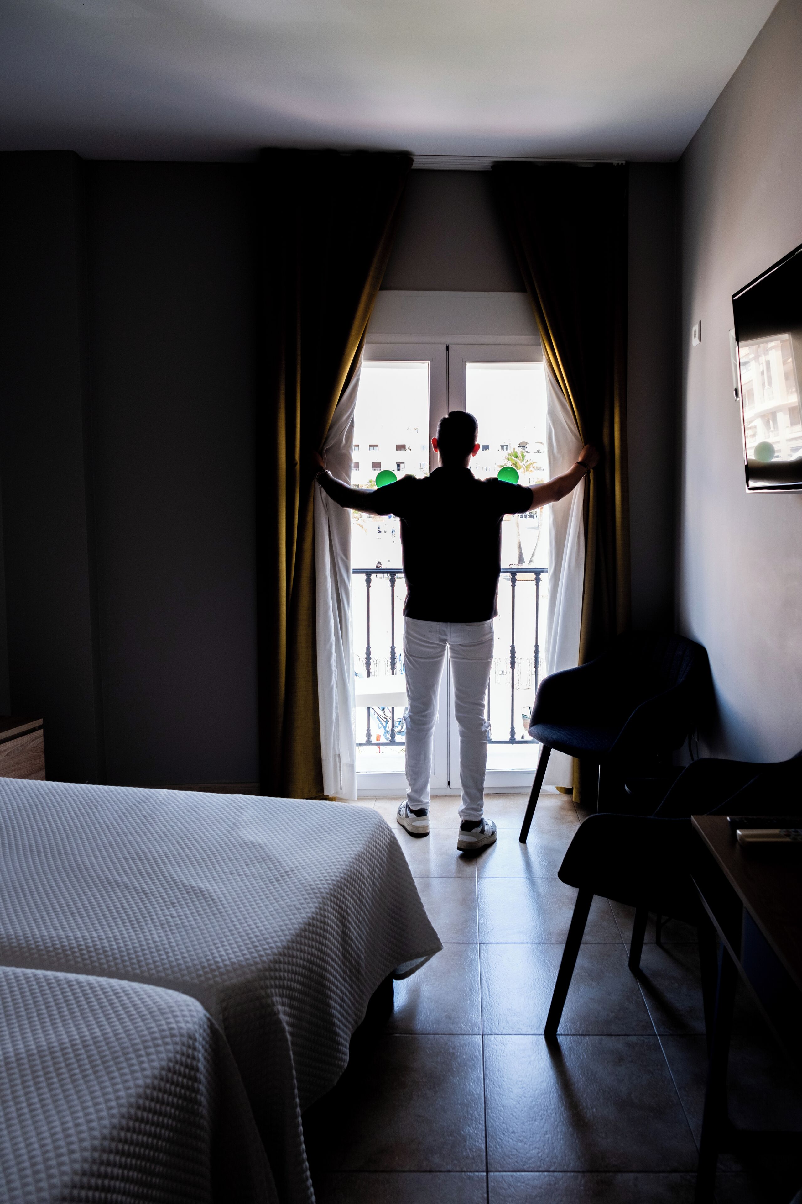 Dobbelt- eller tomannsrom | Minibar, safe på rommet, skrivebord og lydisolert