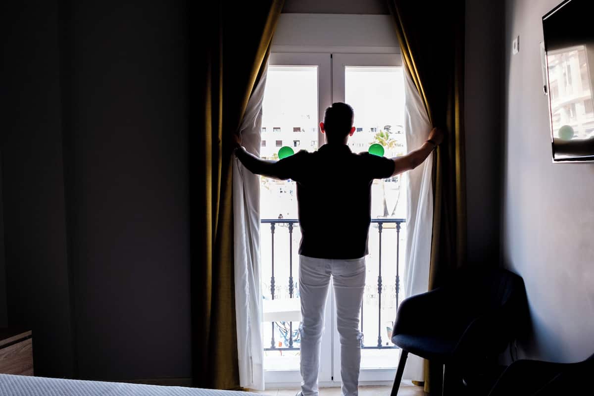 Double or Twin Room | Minibar, in-room safe, desk, soundproofing