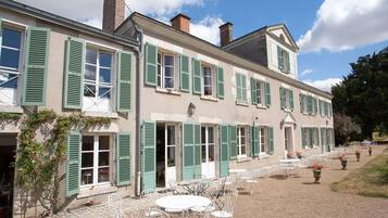 Apartment, Ensuite, Garden View (Villemorin) | Exterior