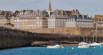 Chateau De La Motte Beaumanoir