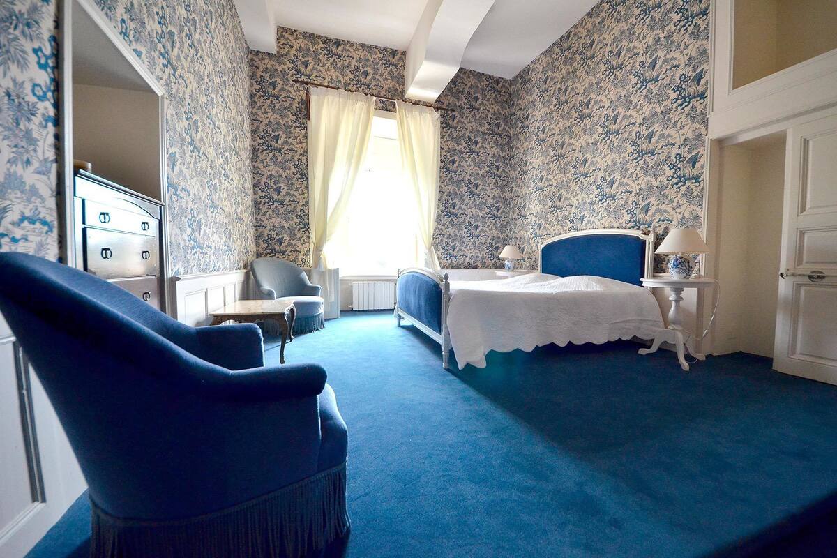 Chambre Double (Eva Peron) | Rideaux occultants, Wi-Fi gratuit, décoration personnalisée