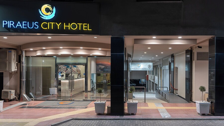 Piraeus City Hotel