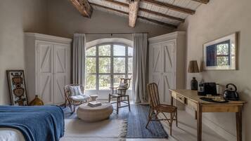 Superior Double or Twin Room, Terrace | 1 bedroom, premium bedding, in-room safe, individually decorated