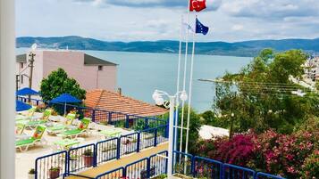 Sundeck