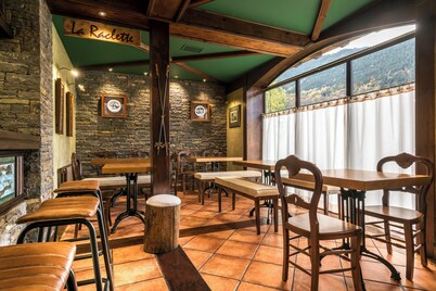 El Refugio de Aran Vielha Aparthotel