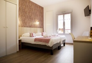 Double or Twin Room, Garden View