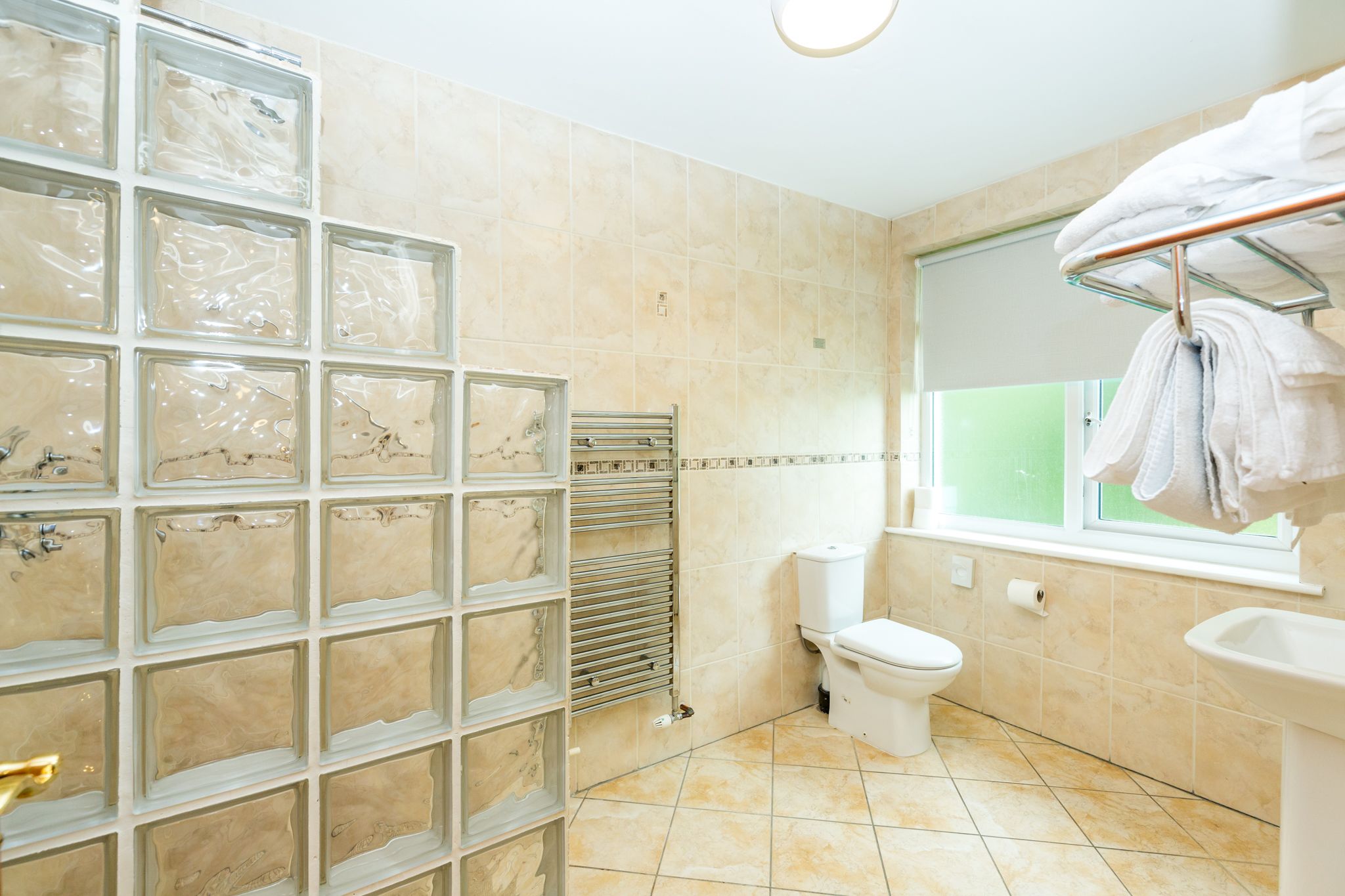 rainfall showerhead, free toiletries, hair dryer, slippers