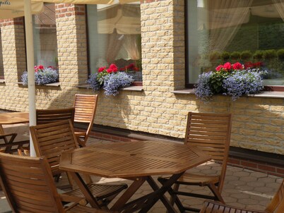 Amicus Hotel