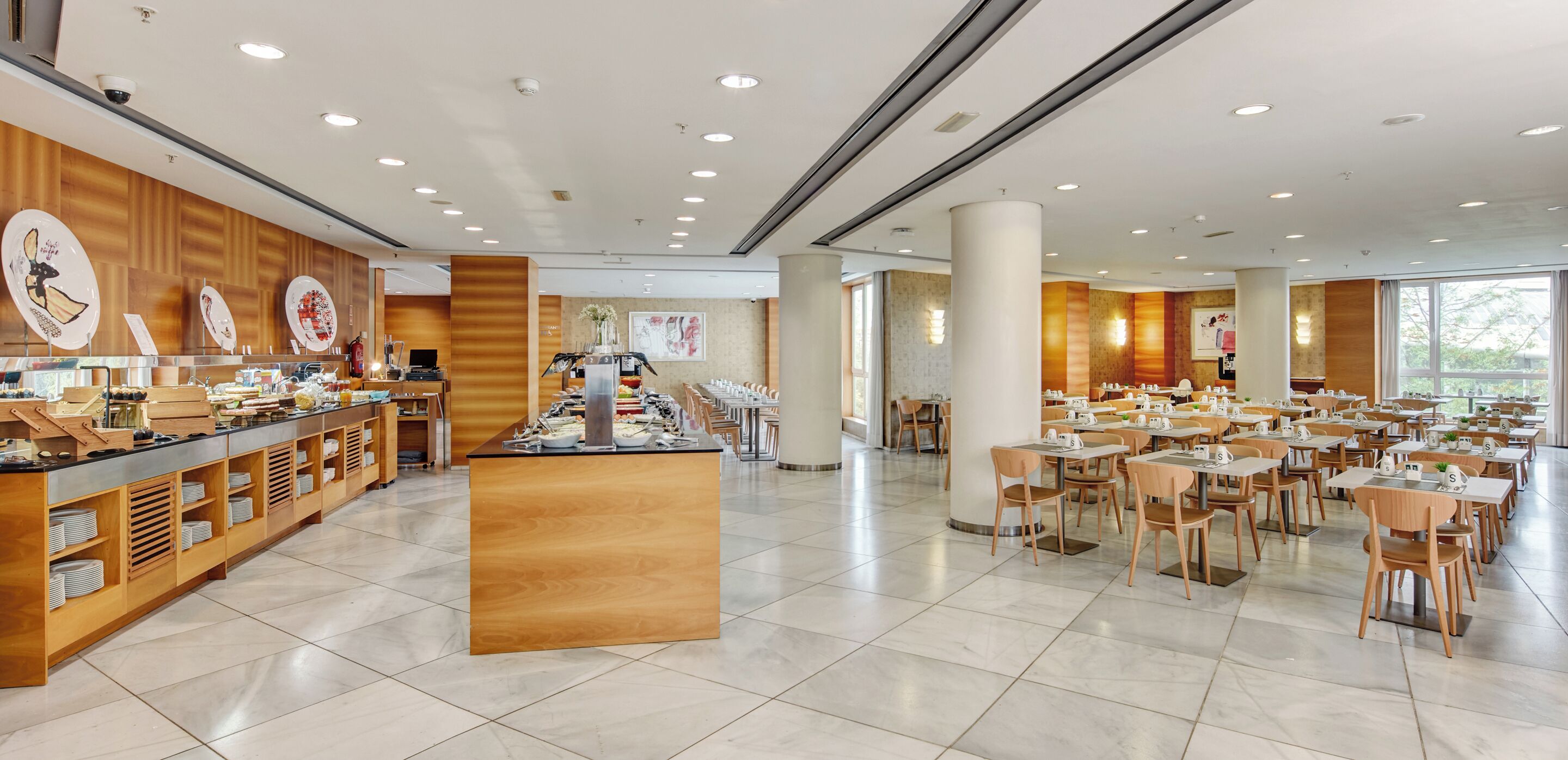 daily buffet breakfast (eur 15.5 per person)