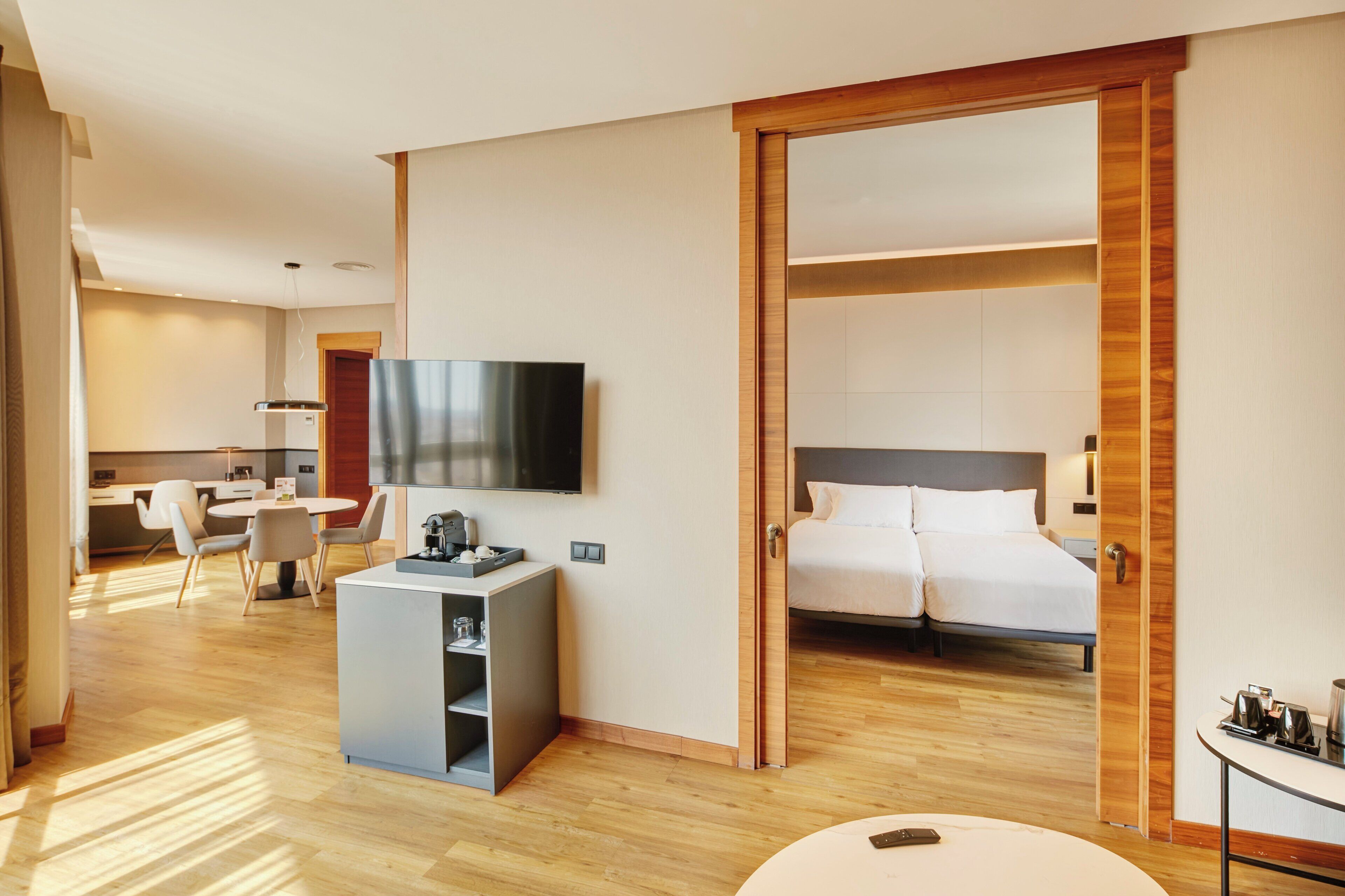 Junior Suite | Premium bedding, down duvets, minibar, in-room safe