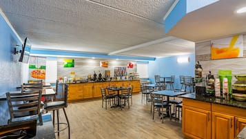 Petit déjeuner buffet compris tous les jours