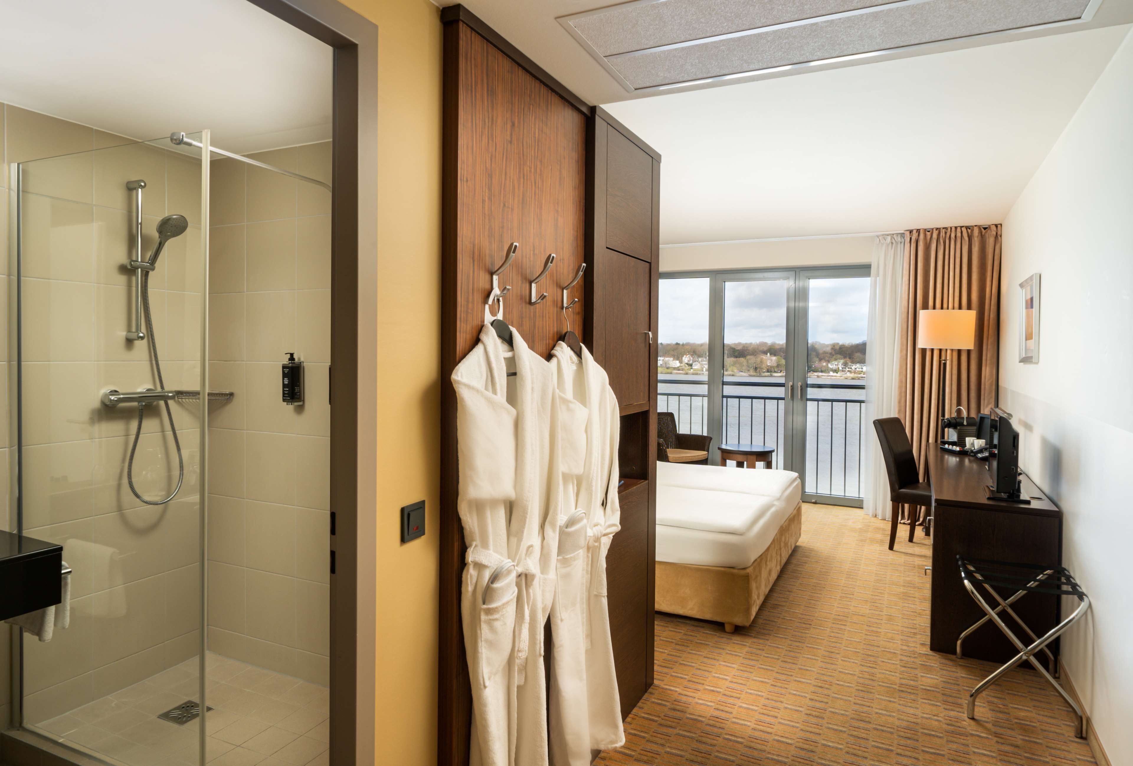 hypo-allergenic bedding, minibar, in-room safe, desk