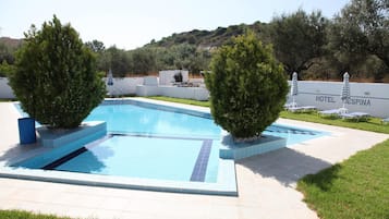 Piscina all'aperto