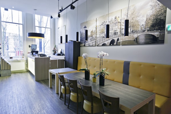 Reception - City Hotel Amsterdam (Amsterdam)