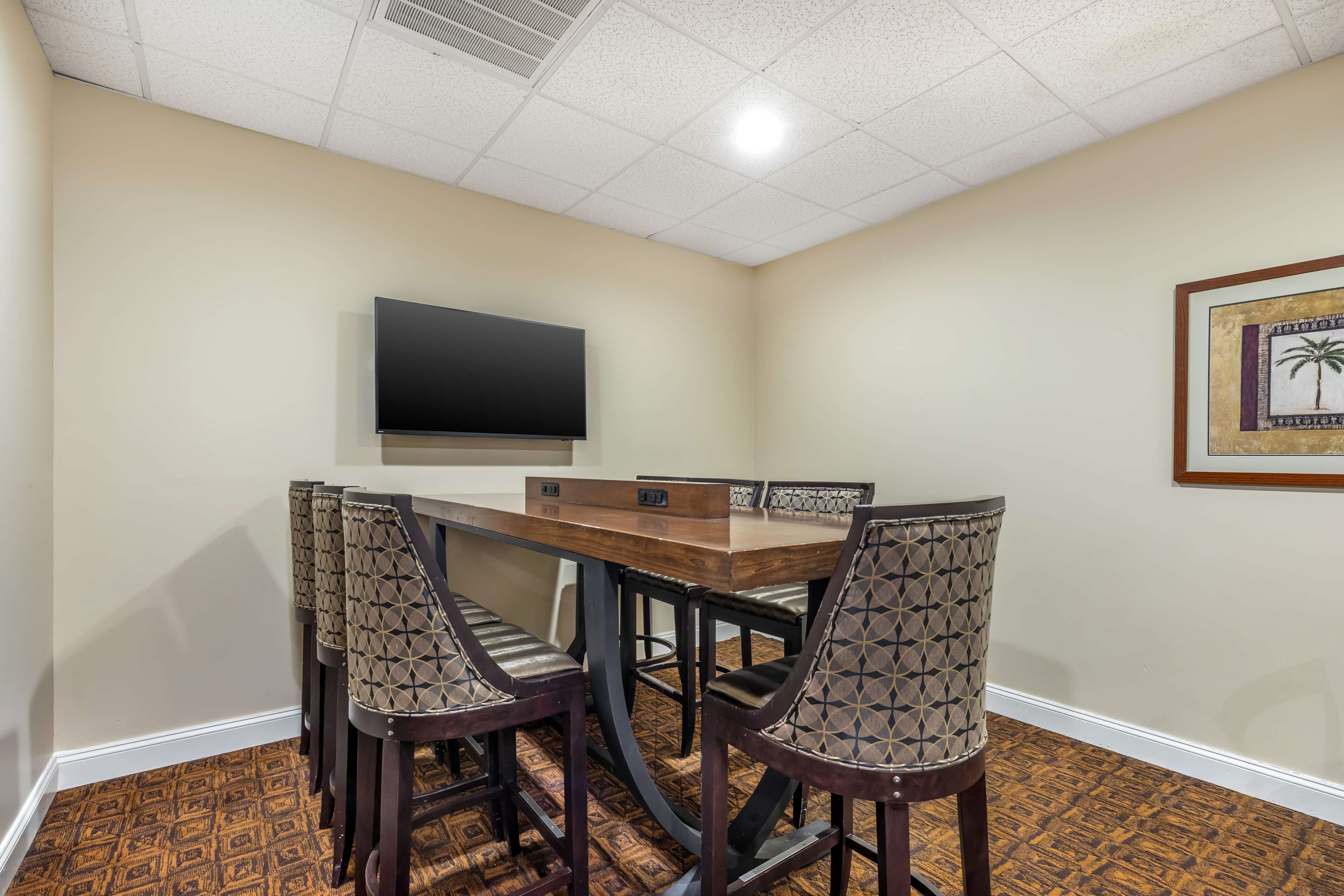 free continental breakfast