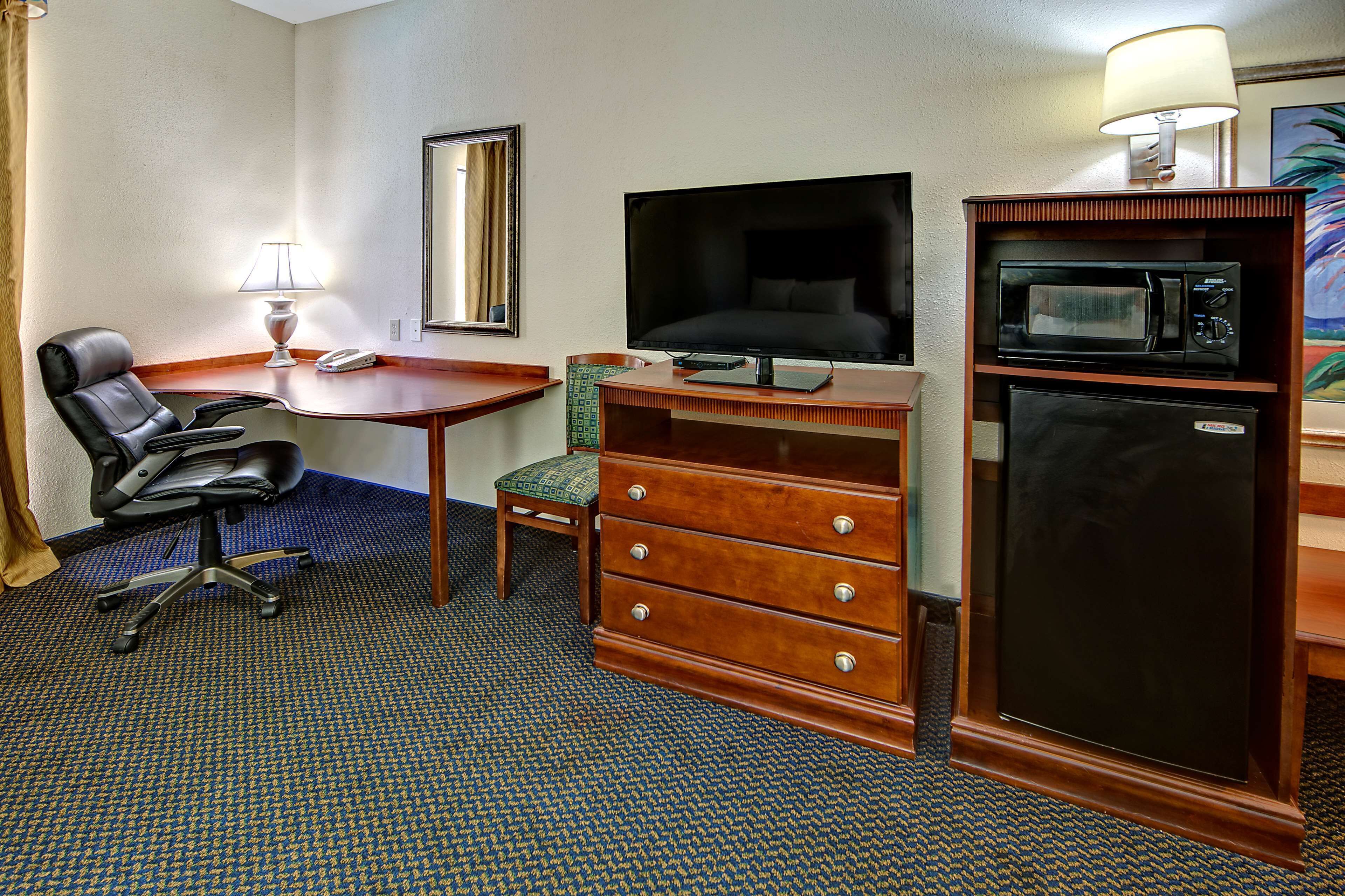 in-room safe, desk, iron/ironing board, free cots/infant beds