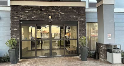 Ramada by Wyndham Burkburnett / Wichita Falls