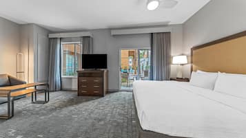Studio, 1 King Bed, Non Smoking | Desk, blackout drapes, iron/ironing board, free cribs/infant beds