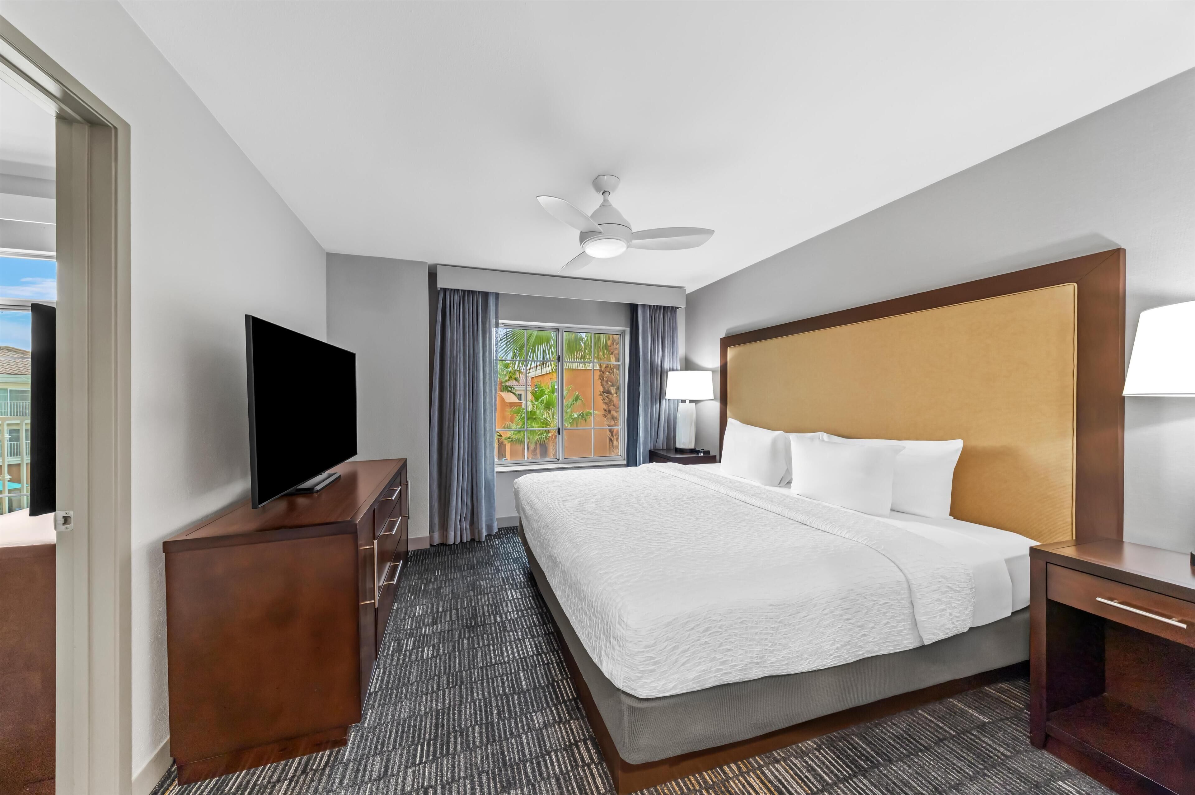 Suite, 1 Bedroom, Non Smoking | Desk, blackout drapes, iron/ironing board, free cribs/infant beds