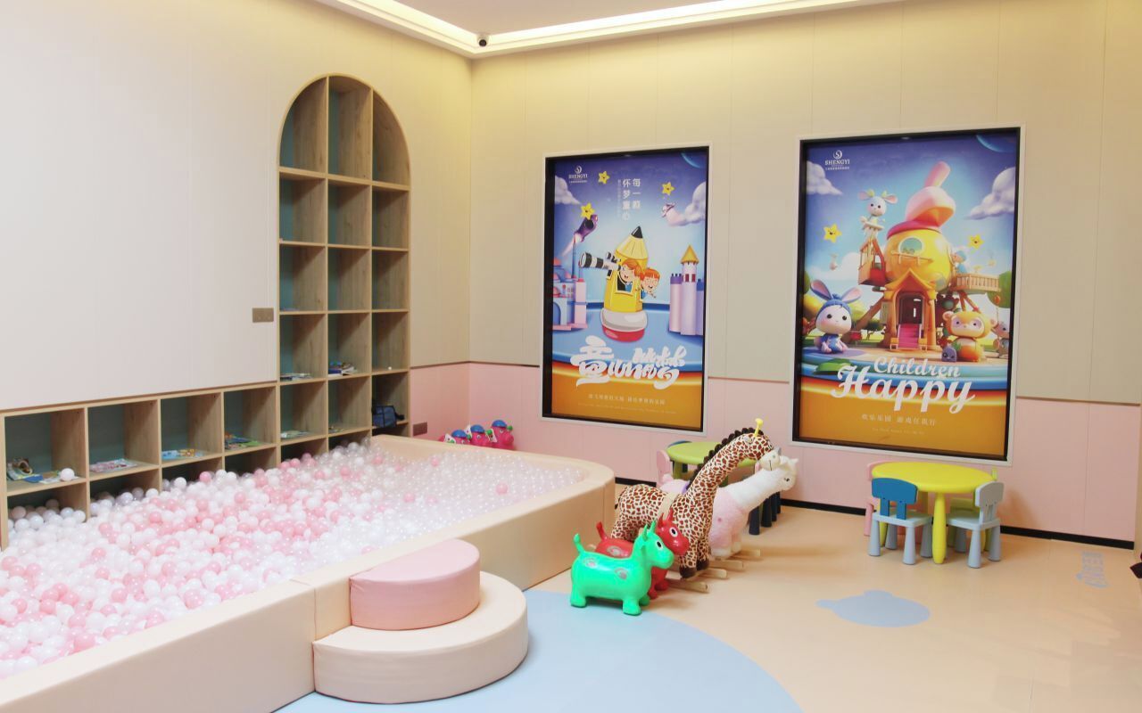 children’s play area – indoor