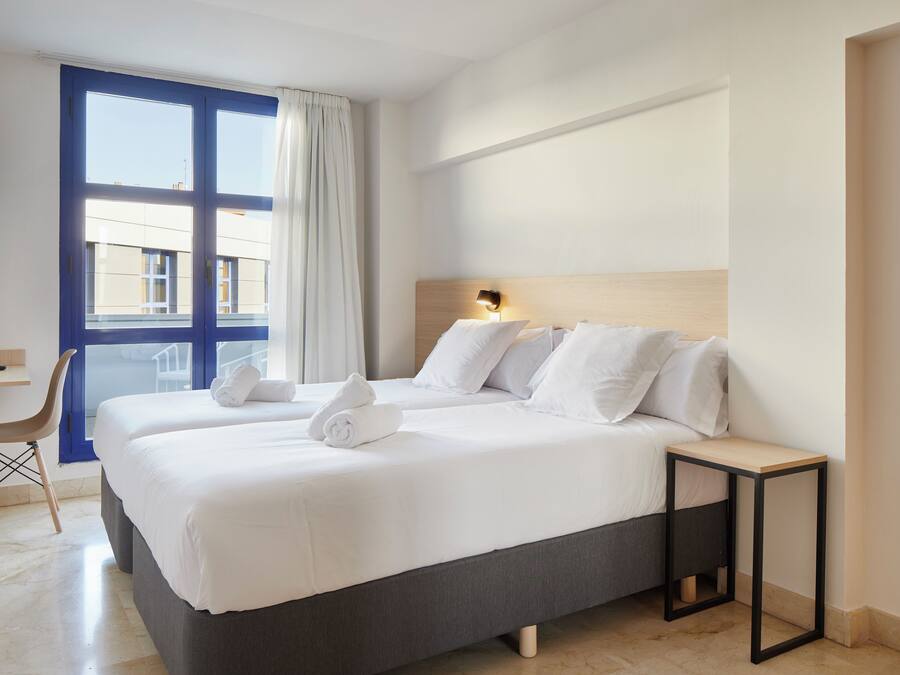 Superior Twin Room | Blackout drapes, soundproofing, free WiFi, bed sheets