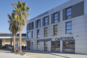 Front of property -  Iraipe Logroño Hotel (Logroño)