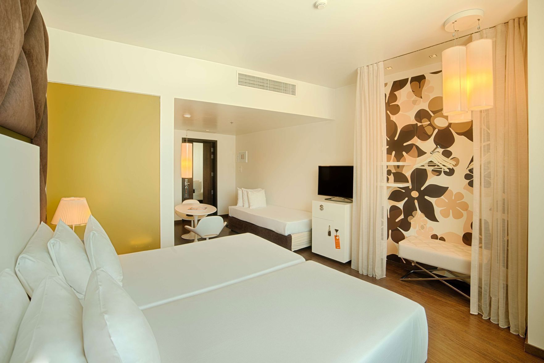 Couette en duvet d'oie, minibar, coffres-forts dans les chambres